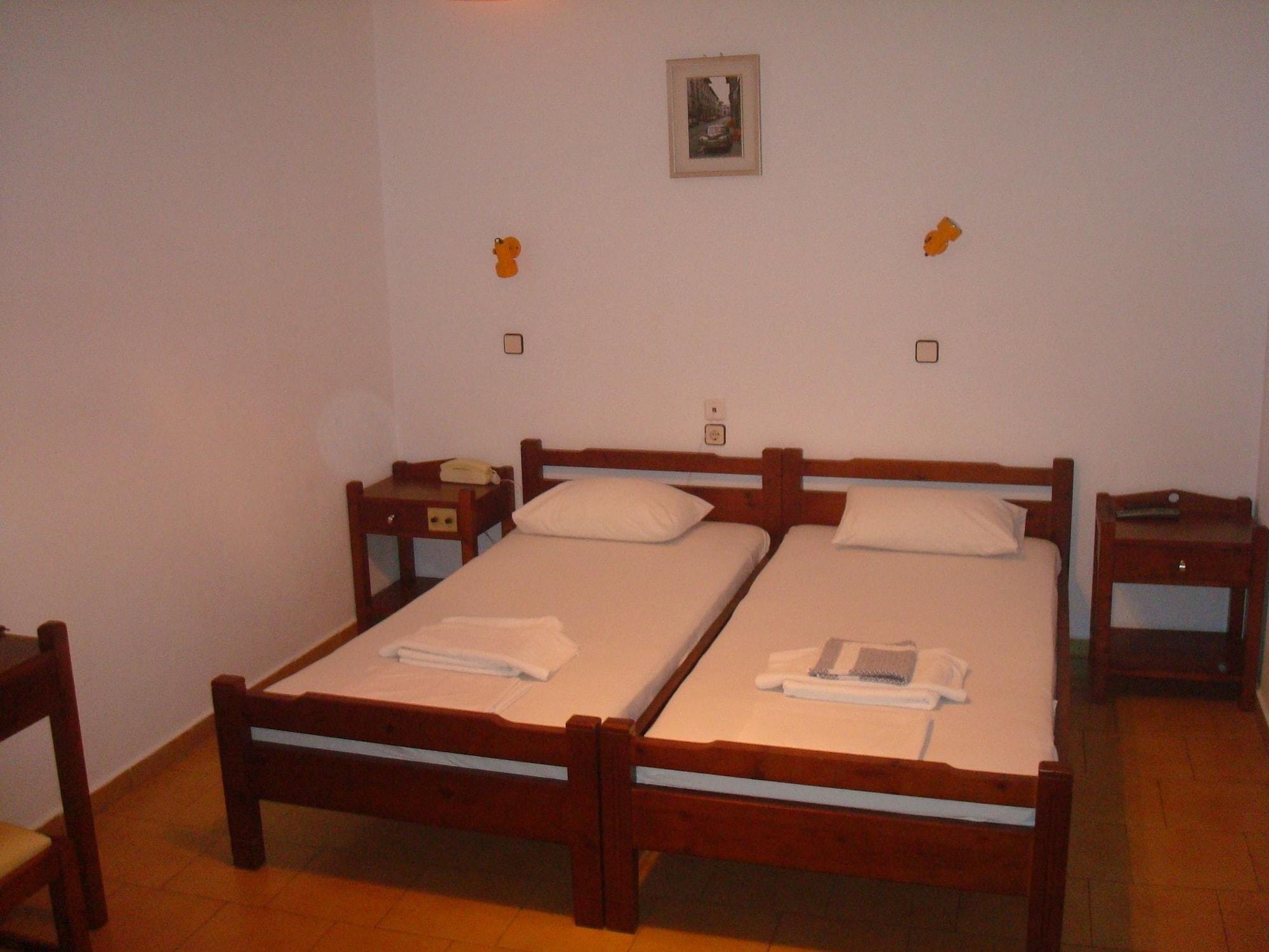 Hotel Aghas Paleochora 외부 사진