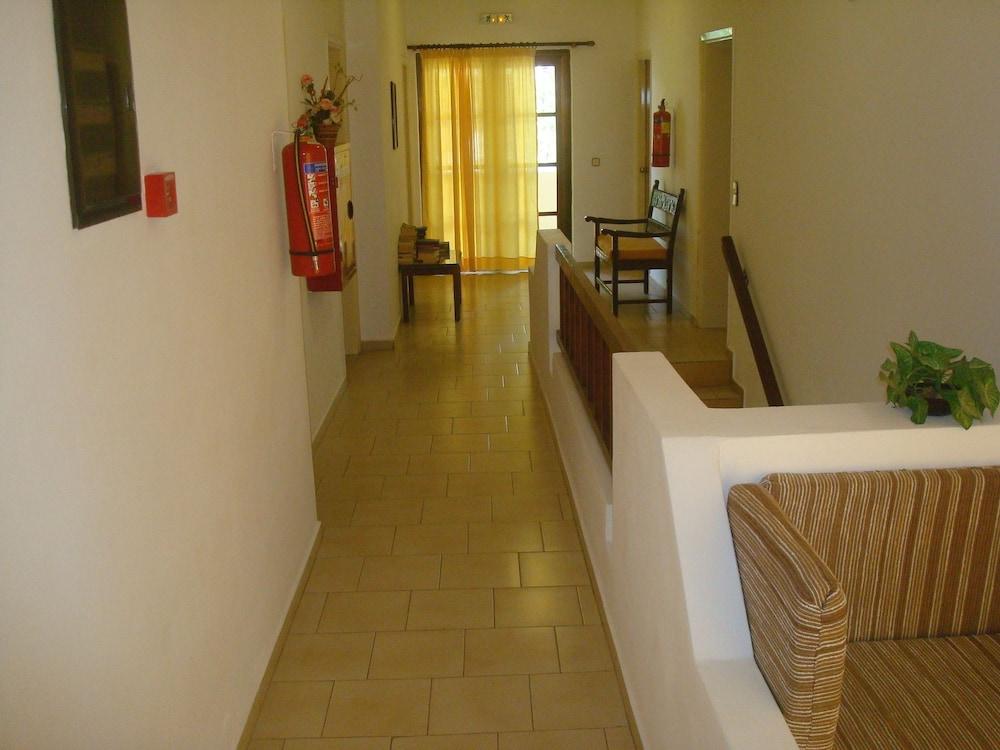 Hotel Aghas Paleochora 외부 사진